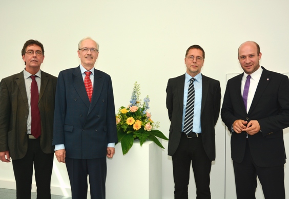 Dr. Andreas Hedwig offiziell als Leiter des Hessischen Landesarchivs in sein Amt eingeführt