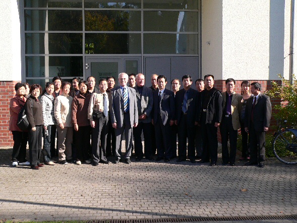 Chinesische Delegation im Westfälischen Archivamt (Foto: WAA)