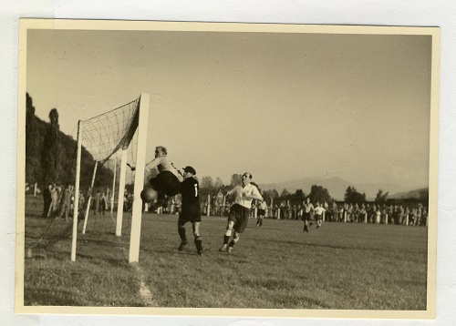 Abb. 1: Spielszene aus dem Jahr 1954 (1. Amateurliga Südbaden)